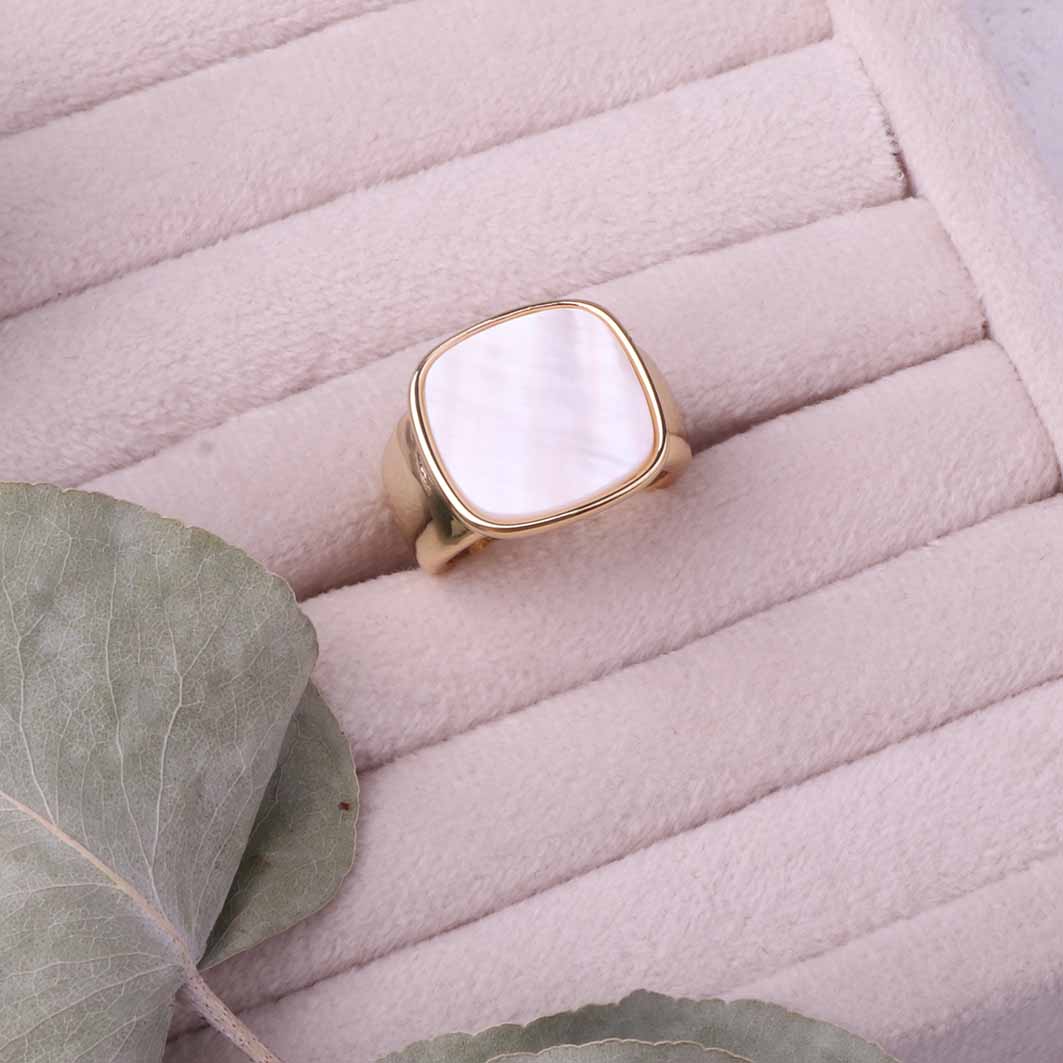 انگشتر صدف مربع