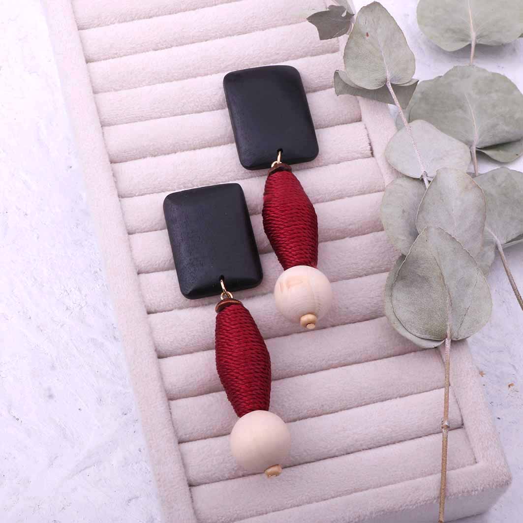 گوشواره آویز چوبی