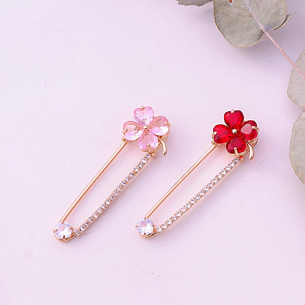 سنجاق سینه مدل سنجاق قفلی